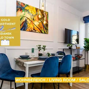 Gold Old Town Apartament